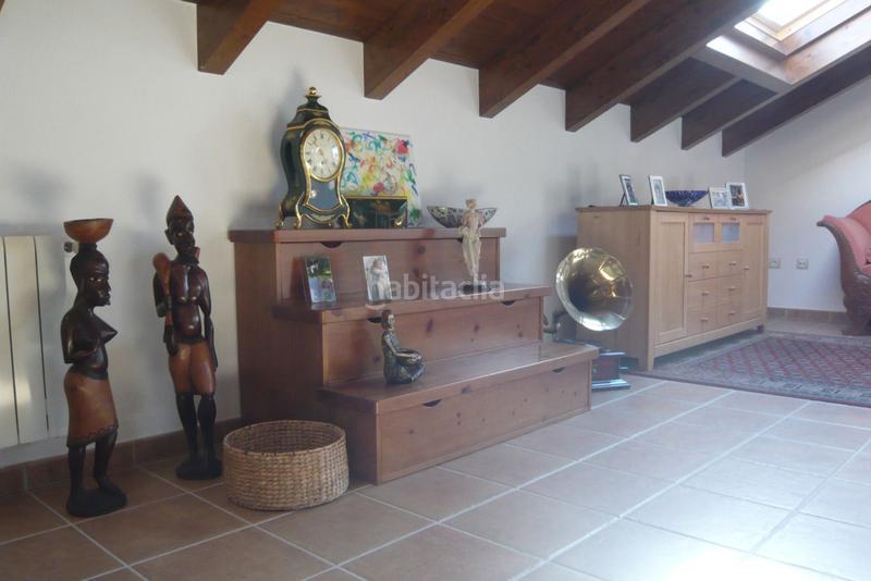 Foto 357efc23-3a39-4aa3-a4dc-bad4c2f29db0. Maison avec chauffage dans Parres