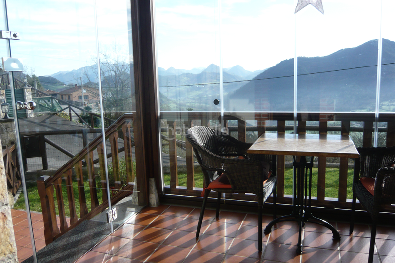 Foto 5649e809-2503-42c7-92d7-ba7440beb594. Maison avec chauffage dans Parres