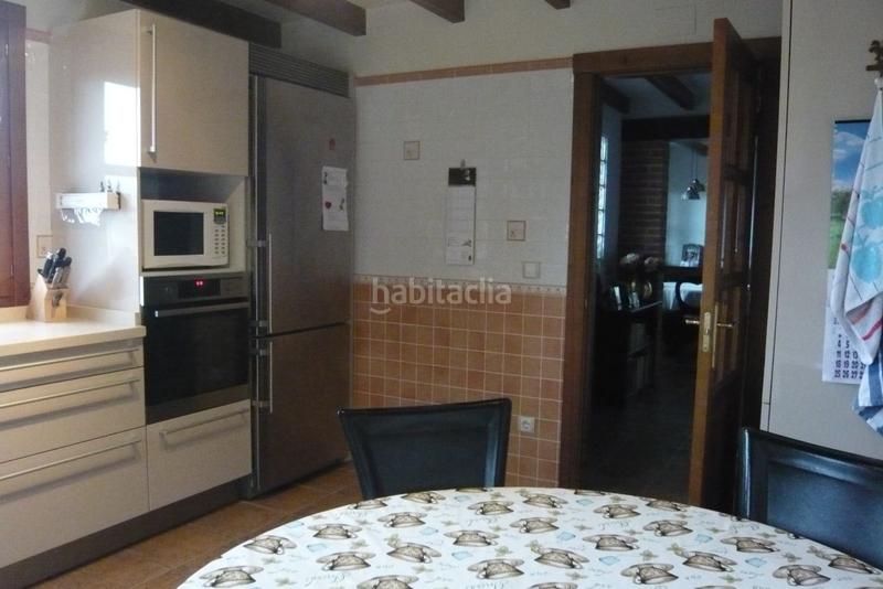 Foto 900f3cfe-68dd-4cac-8f51-59bc14ae8158. Maison avec chauffage dans Parres