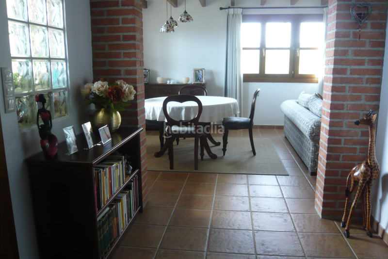 Foto ae899a46-6b50-44ef-a8de-6d1d5c0032aa. Maison avec chauffage dans Parres