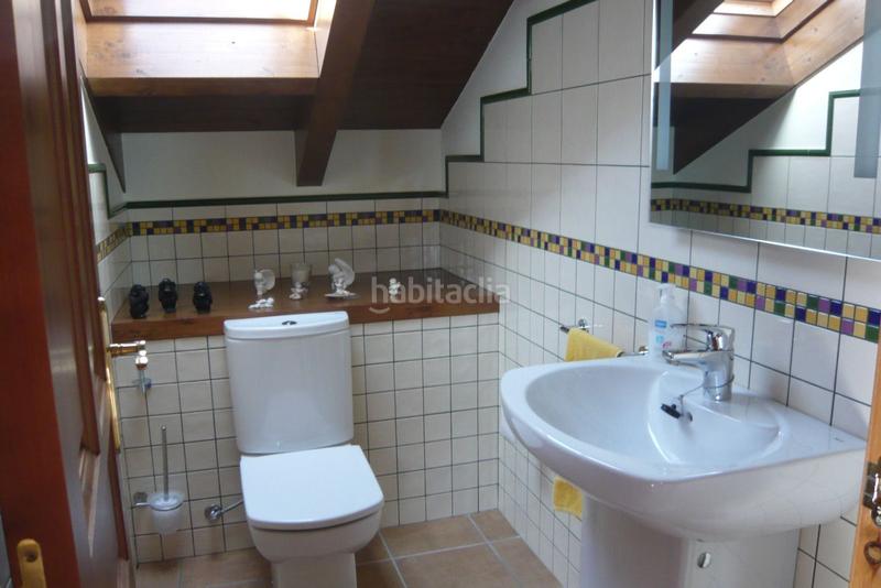 Foto b814f933-9e55-4efe-bb13-ae462f03e990. Maison avec chauffage dans Parres