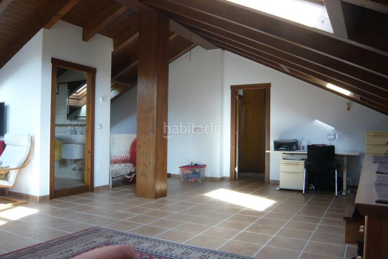 Foto ba9f8275-4636-4368-bcc2-8877f070cc5e. Maison avec chauffage dans Parres