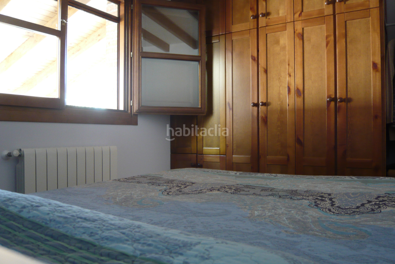 Foto fe6db056-30e1-477f-ade2-a482fbb2fb63. Maison avec chauffage dans Parres