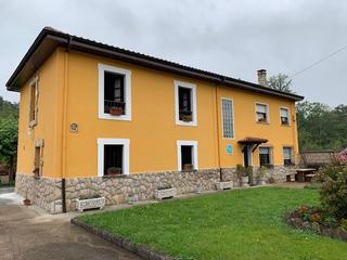 Haus en Parres. Venta de tres apartamentos rurales en arriondas-parres.