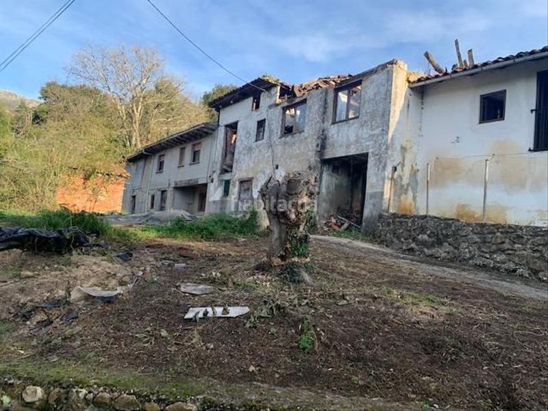 Foto 80040fd1-c4d8-4c48-afbf-6c34f4b12542. Casa a Parres