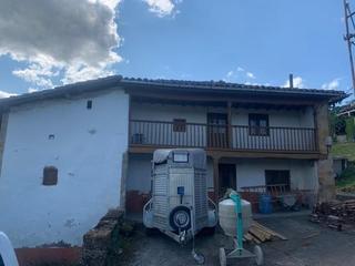 Maison à Parres. Venta de casa en el concejo de parres-arrondas.