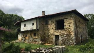 Maison à Parres. Venta de casa para rehabilitar en el concejo de parres