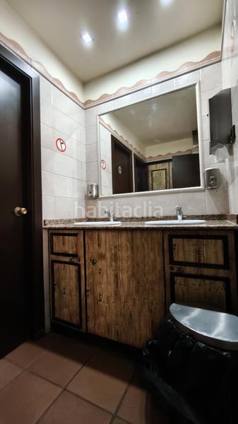 Foto a8682e5c-5133-4cb1-bf93-756e92c95606. Pas-de-porte local commercial avec chauffage dans La Verneda - La Pau Barcelona
