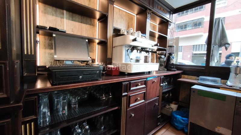 Foto 8d1af998-6d58-4210-a070-39c799ed9548. Traspaso local comercial se traspasa bar / restaurante con licencia c3 en Barcelona