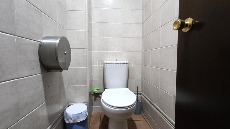 Foto d82379f1-b215-4a4c-9f9a-e5652abbe840. Traspaso local comercial se traspasa bar / restaurante con licencia c3 en Barcelona