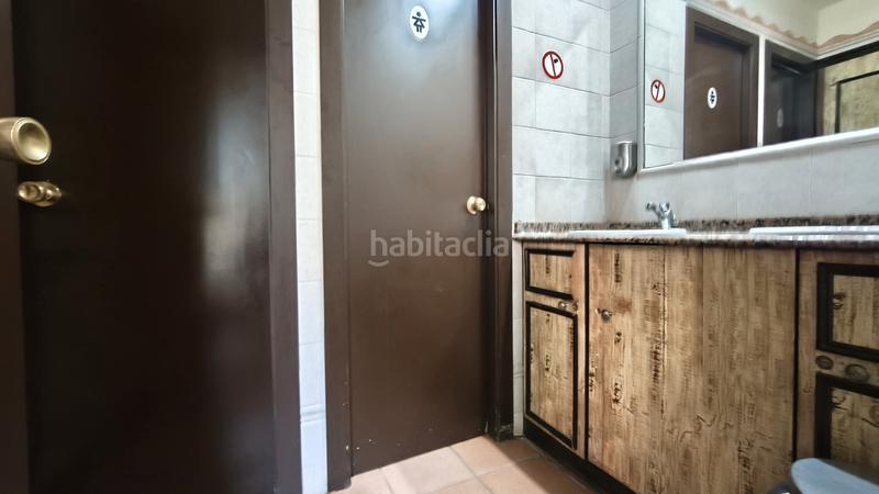 Foto f1928297-ebef-4358-834a-e3a8887fca84. Traspaso local comercial se traspasa bar / restaurante con licencia c3 en Barcelona