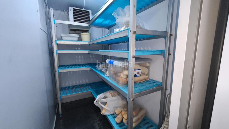 Foto 34dac5c4-79de-481a-8e61-b9cdf775eb86. Trapasso locale commerciale con riscaldamento in La Verneda - La Pau Barcelona