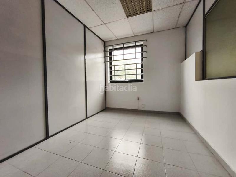 Foto 2512b118-3031-4ddf-ad30-d0c633755142. Location bâtiment à usage industriel dans Pomar Badalona