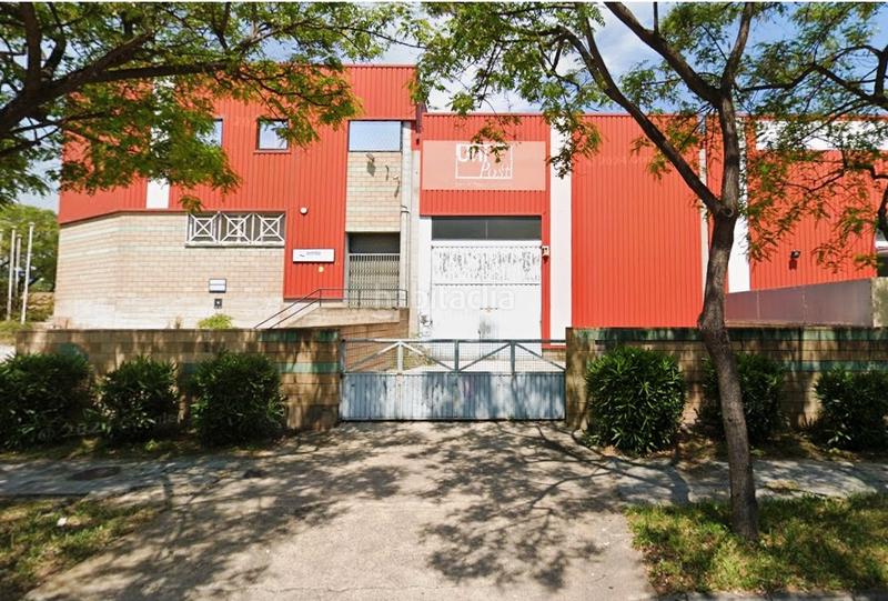 Foto dca18df2-6f6a-4c54-b9f4-4df401774345. Rent industrial building in Pomar Badalona