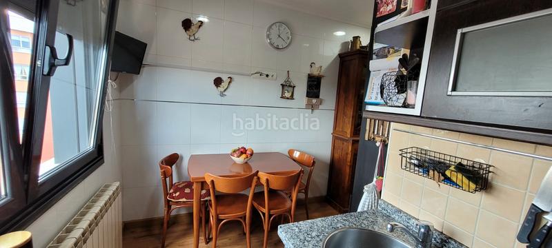 Foto 9234dba1-1266-4cf1-80de-2898d4a1ae55. Dachwohnung mit heizung in El Carbayedo - El Quirinal Avilés