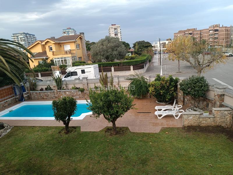 Foto a1f26d90-78e0-4b42-b799-c2157ba99352. Chalet mit kamin heizung parking pool in Salinas Castrillón