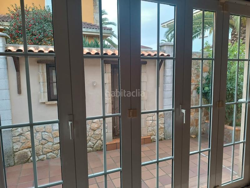 Foto cfff21e2-4c02-46fb-91ae-f54392262e9b. Chalet mit kamin heizung parking pool in Salinas Castrillón