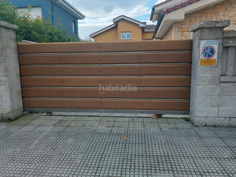 Foto 41fc2a80-64ce-450e-b463-31c5c24e3fac. Chalet en Salinas Castrillón