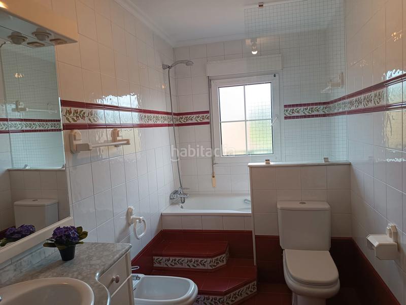 Foto 55c4def6-a5bd-48d0-931c-ddbf1840234d. Chalet en Salinas Castrillón