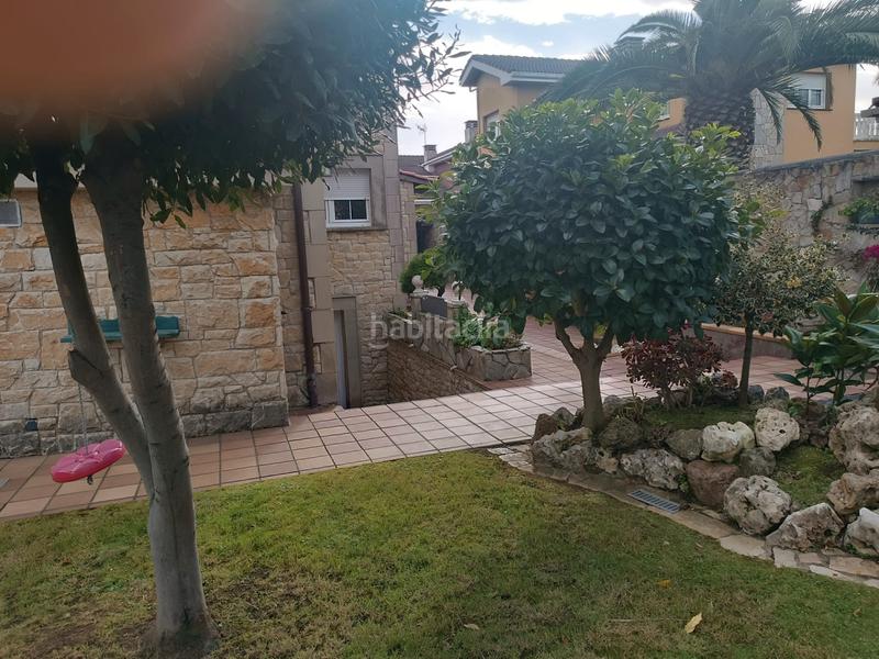 Foto 889c1ce2-de22-4477-b634-d2913eeb7f67. Chalet en Salinas Castrillón