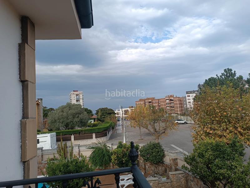 Foto c1e6b0f8-7fcd-448e-85ef-cb1e24f4bcea. Chalet en Salinas Castrillón