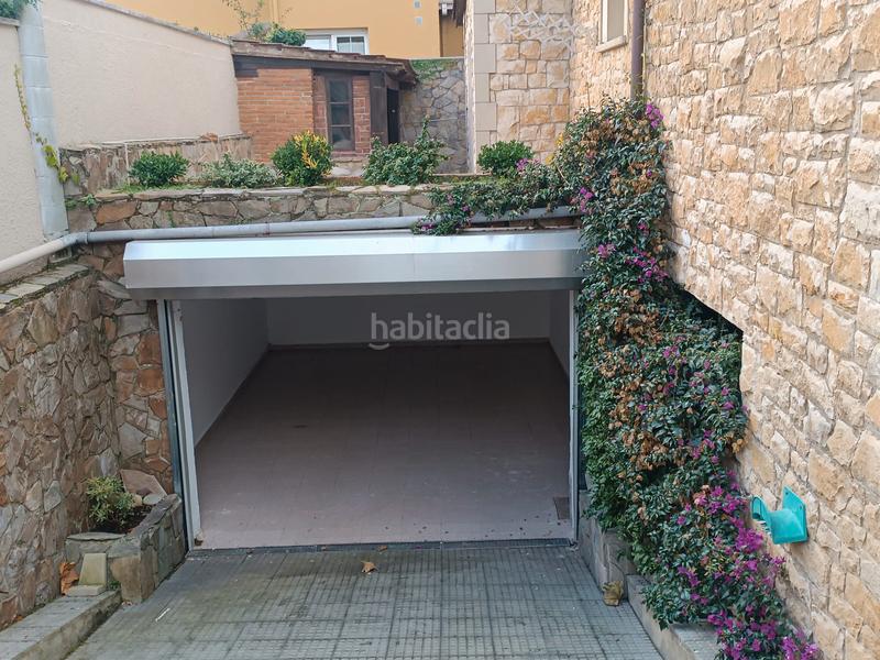 Foto 1002f3ee-a453-44e5-beb3-a21f33ca6cf8. Chalet con camino riscaldamento parcheggio piscina in Castrillón