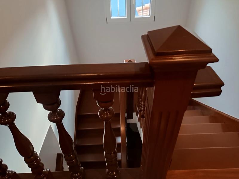 Foto bcac17b5-f15c-45e3-af93-443a02493177. Chalet con camino riscaldamento parcheggio piscina in Castrillón