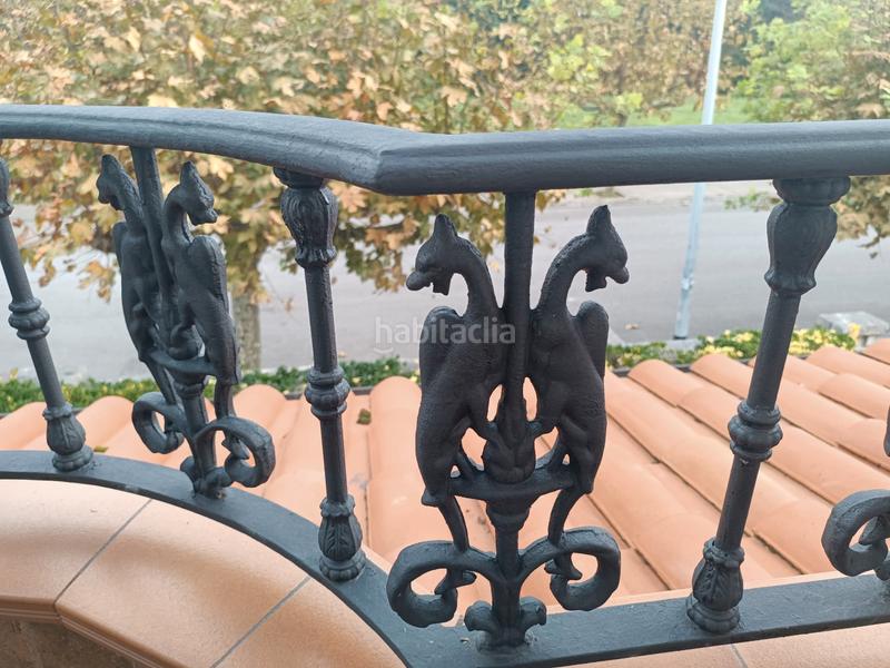 Foto f7139629-9f0e-44da-bb66-78851d9d9b76. Chalet con camino riscaldamento parcheggio piscina in Castrillón