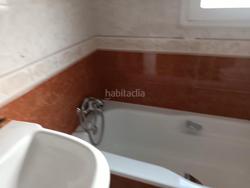 Foto 3af6f54a-e258-4188-9a1a-fe482bf6eff1. Xalet amb xemeneia calefacció aparcament piscina a Castrillón