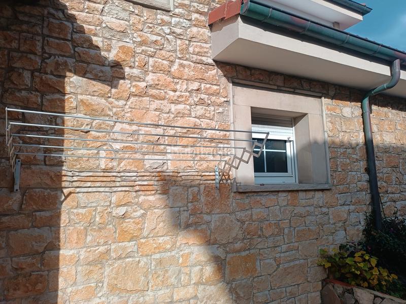 Foto 7f5cfa92-d023-4704-addc-2d04785b5ea1. Xalet amb xemeneia calefacció aparcament piscina a Castrillón