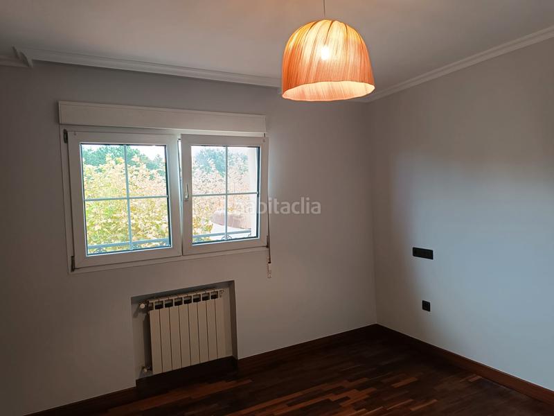 Foto ca41578b-1dd7-4da4-9c1c-6106af7d54b5. Xalet amb xemeneia calefacció aparcament piscina a Castrillón