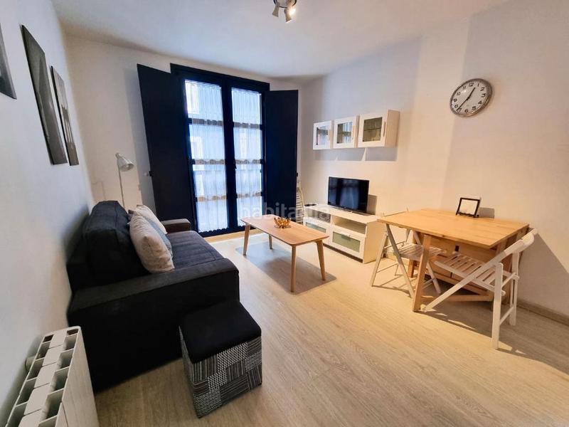 Foto 5ec9cee0-8ad9-40fb-ab03-12663292b60a. Pis amb calefacció a Cudillero