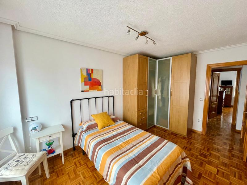 Foto 58fddfc8-8483-4745-bfb1-5c3aae6c8663. Flat with heating in El Carbayedo - El Quirinal Avilés