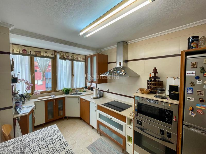 Foto acd4543e-6120-40ea-8263-f8671671e894. Flat with heating in El Carbayedo - El Quirinal Avilés