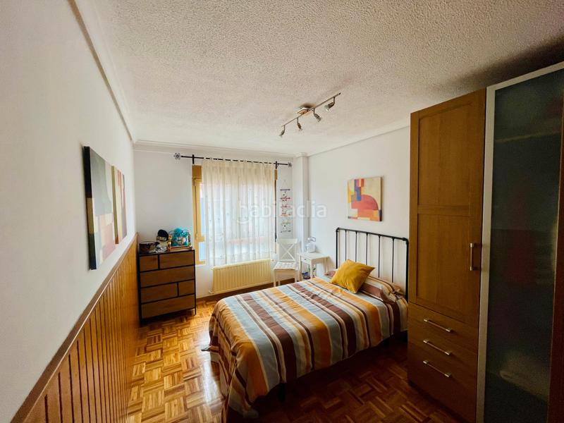 Foto f2e6989c-172f-45e7-ab96-29004507f3e2. Flat with heating in El Carbayedo - El Quirinal Avilés