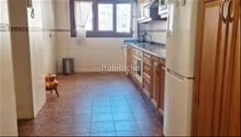 Foto 23ecbe70-0112-4b00-8ee1-8631f84fbe6d. Pis amb calefacció aparcament a Centro Avilés