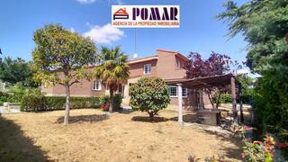 Chalet  Calle la paramera. Excelente chalet individual con gran parcela (615 m2), totalment