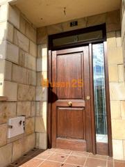 Casa adossada a Cl. la presa 31. Venta vivienda unifamiliar