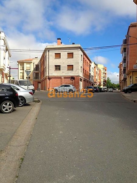 Foto 89a97c2a-a8e1-43ed-abb8-6d745c8e6d0d. Geschäftsraum in calle fuenteminaya 58 in Plaza de Toros - Las Tenerías Aranda de Duero