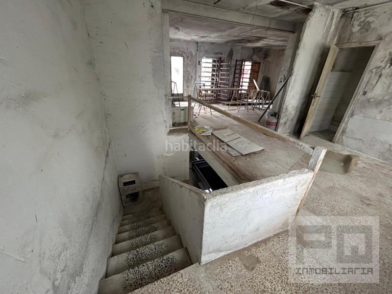 Foto ba7777d1-b726-4f66-94a4-40b565121f7e. Edifici a Navas del Marqués (Las)