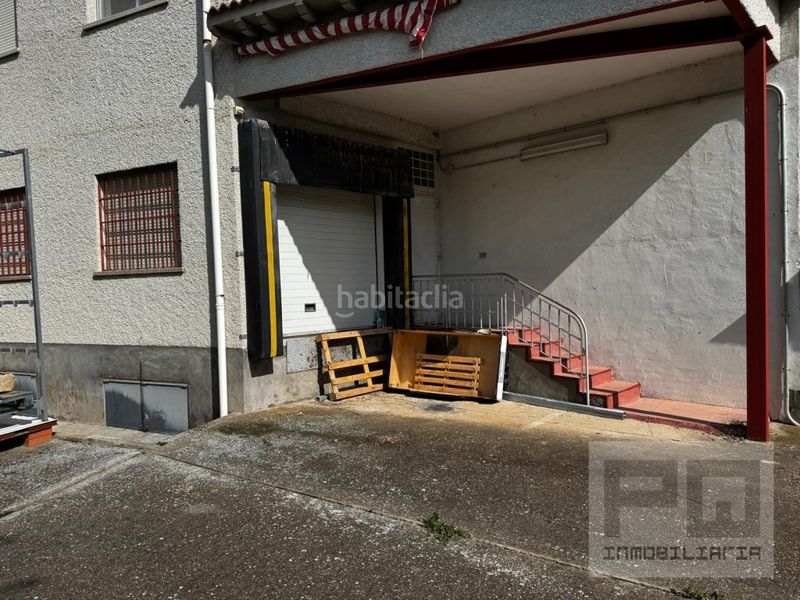 Foto b6c04d71-e17a-4370-999b-fafdf260bb56. Rent industrial building in Muñogalindo
