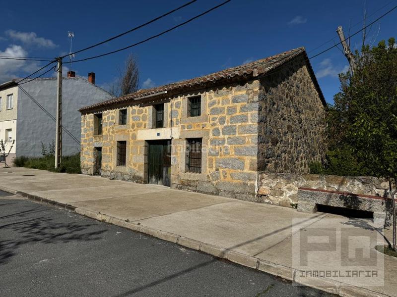 Foto a776f21f-54d7-4fcf-a98b-e3160a4a975e. Casa a Muñogalindo