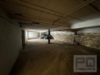 Aparcament cotxe  N/a. Pq inmobiliaria vende este espacioso garaje con calle privada de