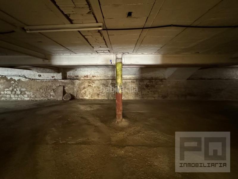 Foto 02b9f536-d21b-480e-b7e8-169a8ed662e9. Aparcament cotxe a San Antonio Ávila