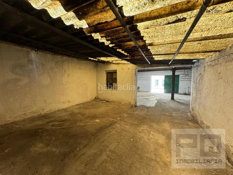 Foto 9828b334-4920-41cf-acc6-632ce43bd3fc. Aparcament cotxe a San Antonio Ávila