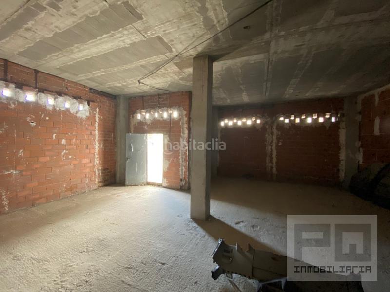 Foto 83878c95-4675-4624-bfdf-7b6625a7cf01. Alquiler local comercial local en alquiler para montar tu negocio o almacén en Ávila