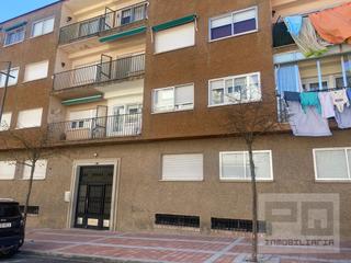 Lloguer Pis  N/a. Piso en alquiler de dos dormitorios con plaza de garaje opcional