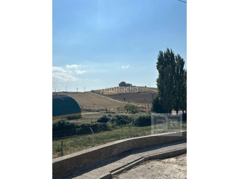 Foto d8cdc170-4cbc-4507-b8dd-c3adde4451aa. Casa in Mingorría