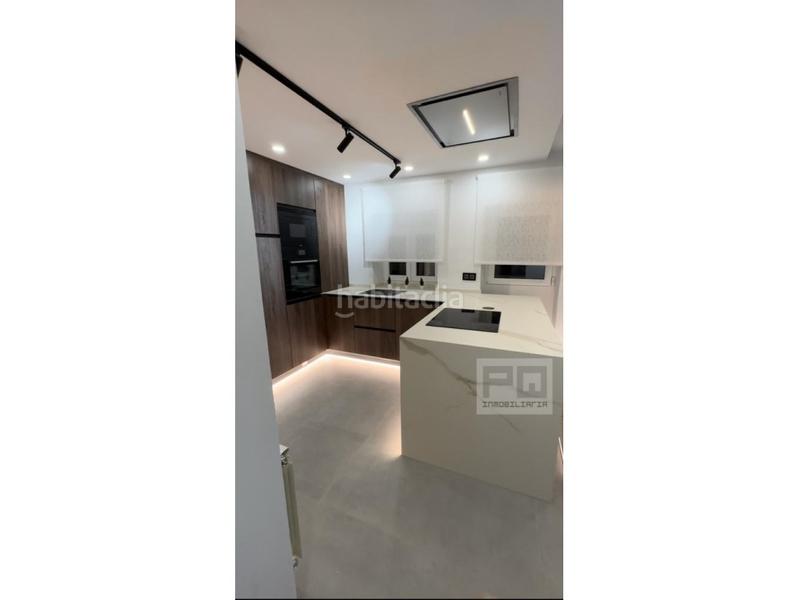 Foto fa830670-3ed3-49f4-a5b5-1d358f263748. Planta baixa a Navas del Marqués (Las)