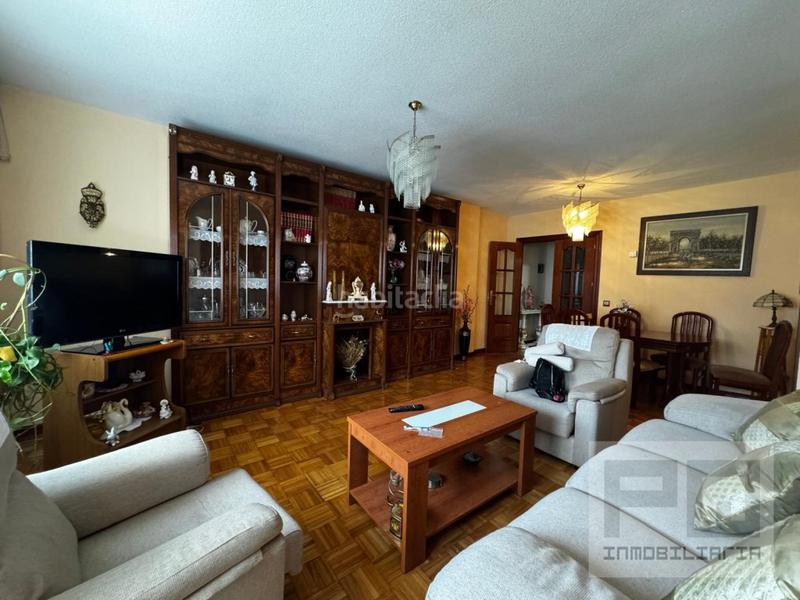 Foto 0a48c265-e8f3-407b-8989-26a43eabbb6a. Appartement avec parking dans Universidad Ávila